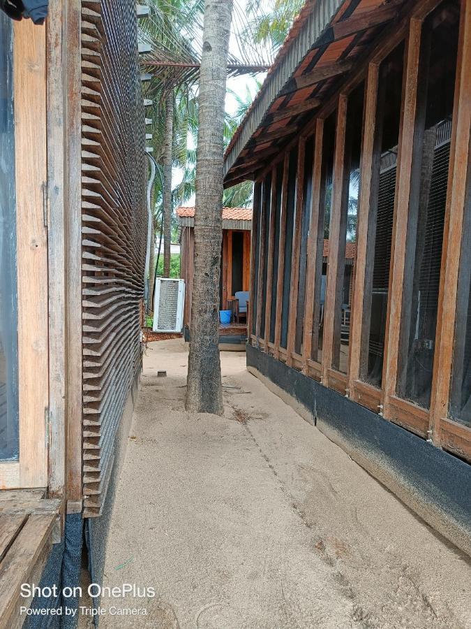 Dunhill Beach Resort Agonda Exterior foto