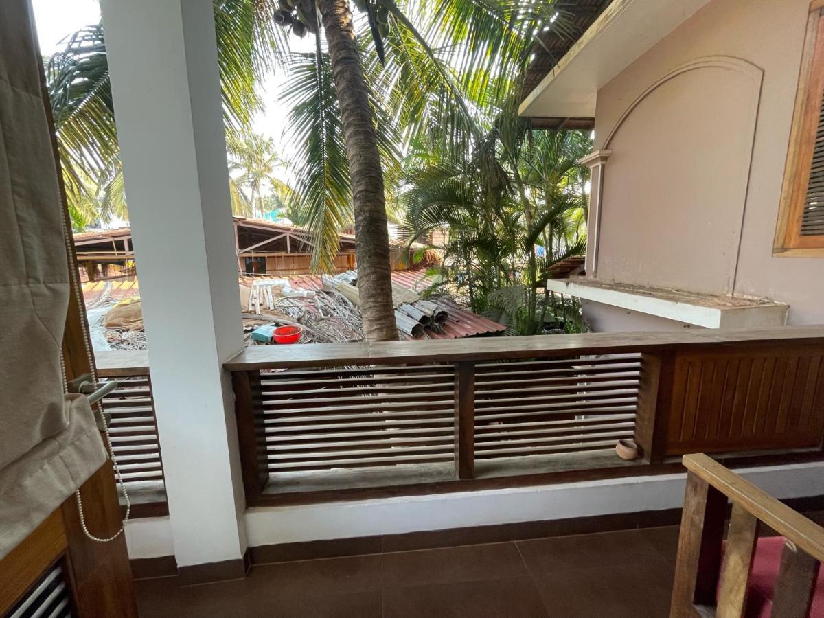 Dunhill Beach Resort Agonda Exterior foto