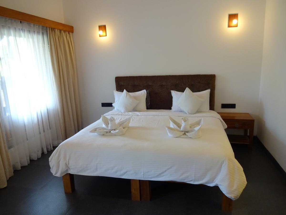 Dunhill Beach Resort Agonda Exterior foto