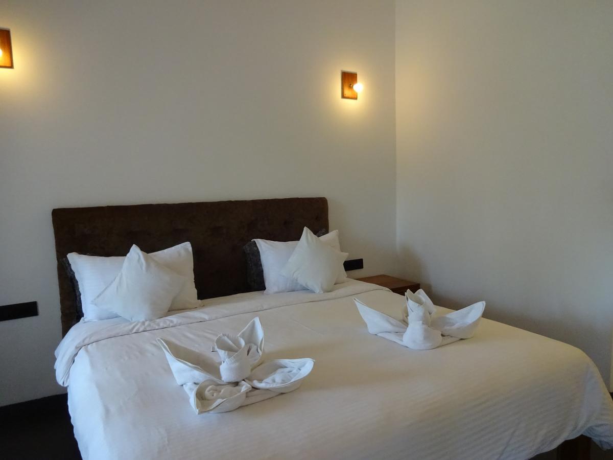 Dunhill Beach Resort Agonda Exterior foto