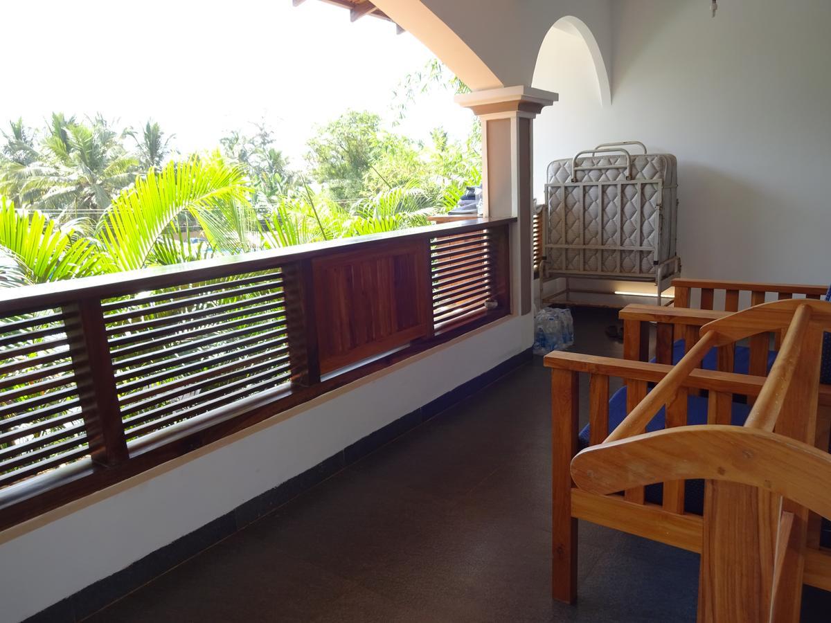 Dunhill Beach Resort Agonda Exterior foto